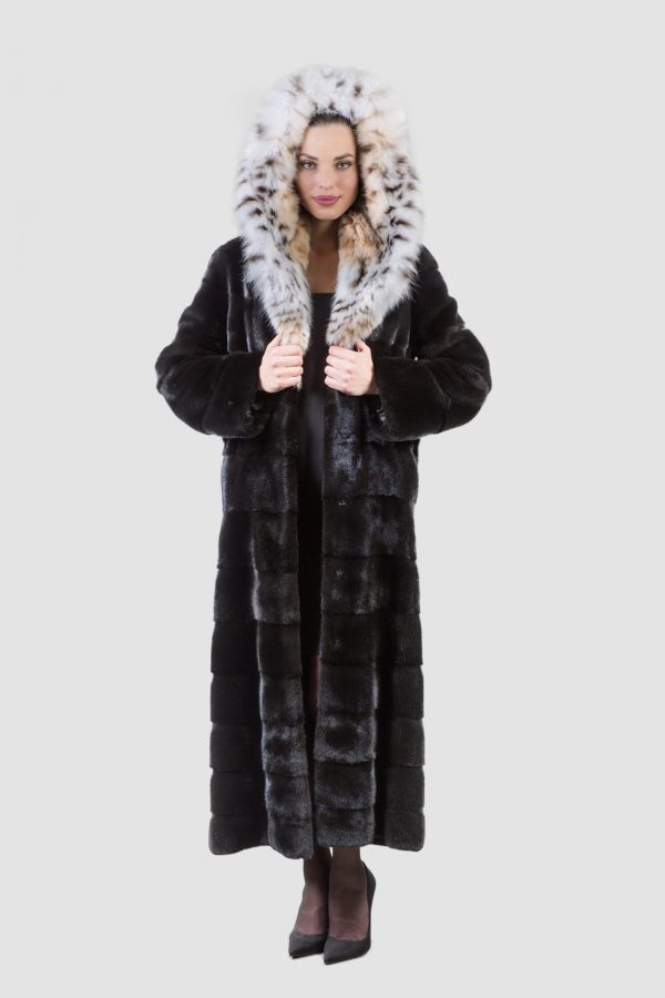 Blackglama Mink Fur Coat With Lynx Hood
