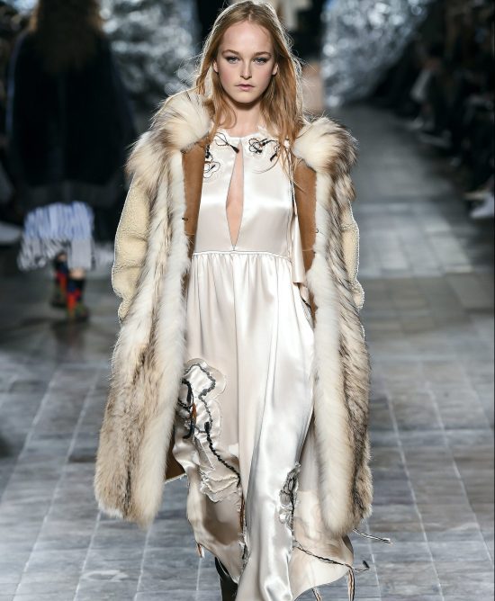 2017-sonia-rykiel fur coat in paris fashion week 2017