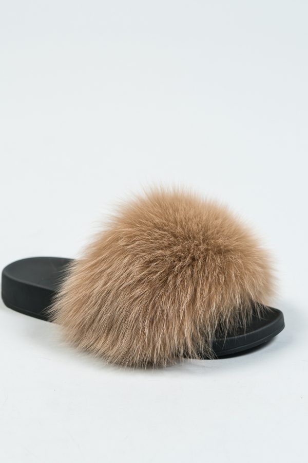 Acorn Fox Fur Slides