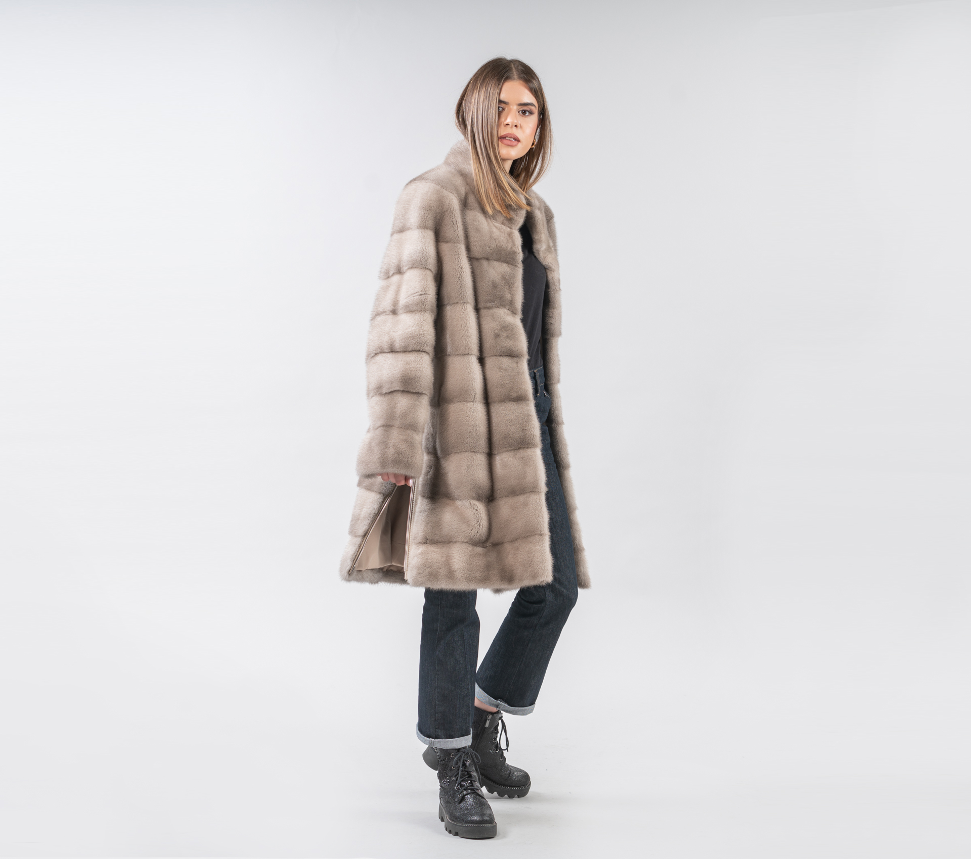 - Silver Acorn 100% Mink Fur Jacket Haute Fur Real -
