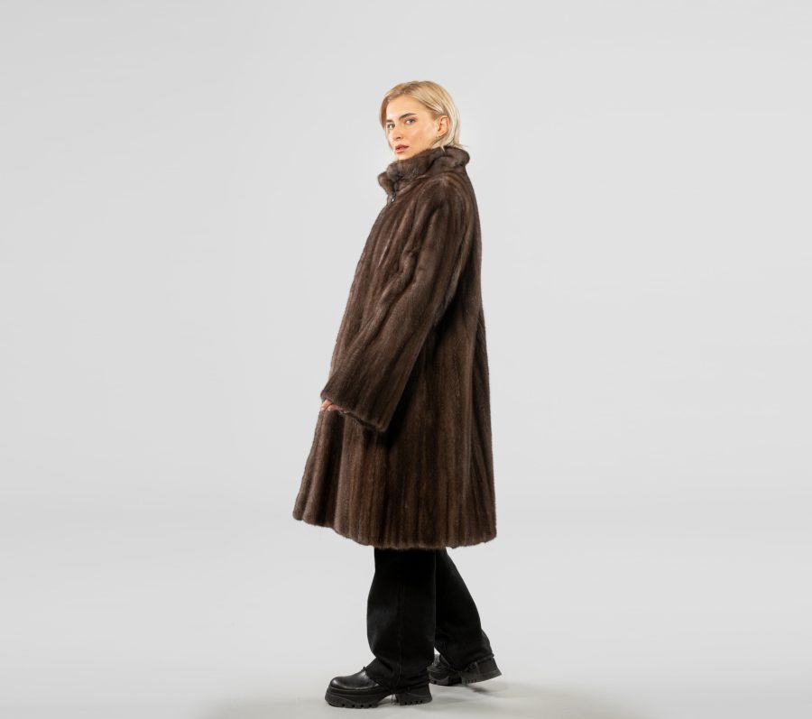 Brown Mink Fur Coat With Button