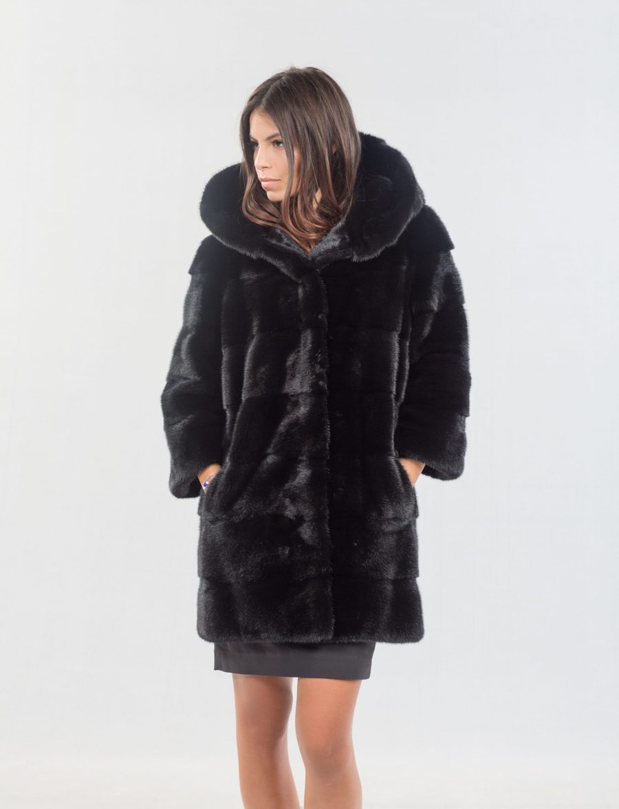 Onwijs Black Mink Coat With Hood. 100% Real Fur Coats and Accessories. YI-01