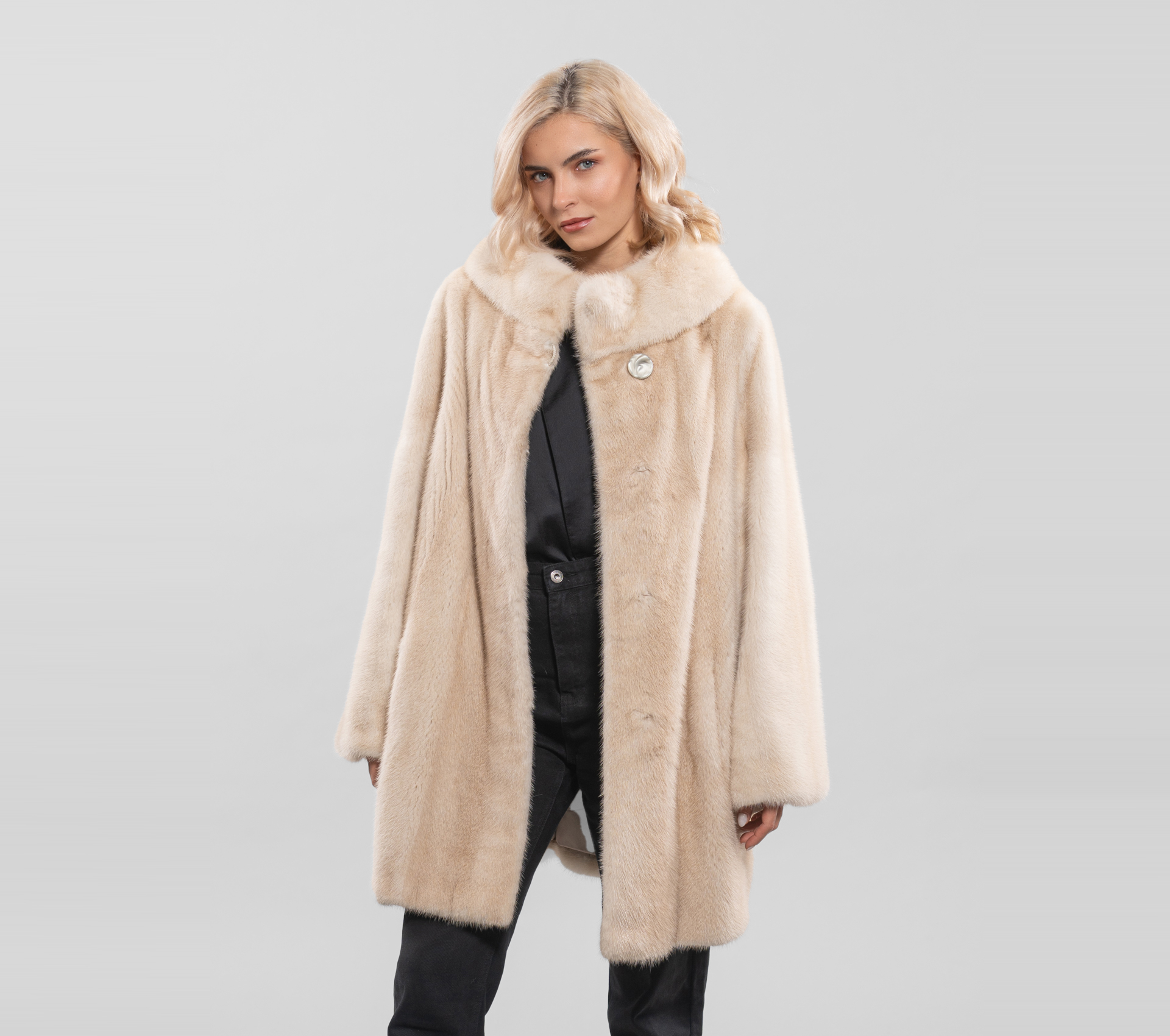 Palomino Full Pelts Mink Fur Coat